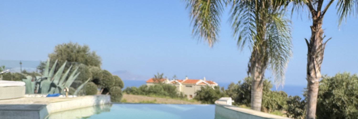 Hannah Clarkson banner