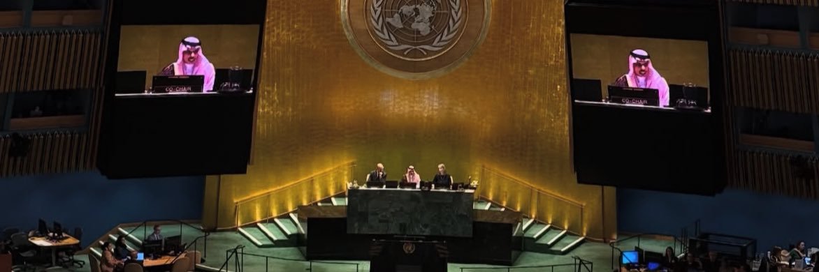 قارئة⚖️ banner