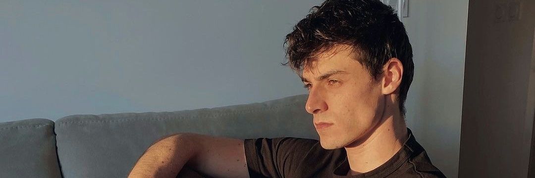 vic_toriawinter's profile banner image