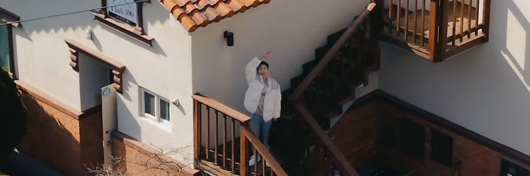rain (｡•̀ᴗ-)✧ banner