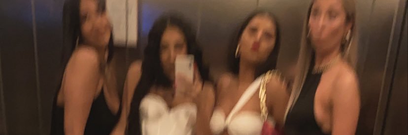 LarissaaBethany's profile banner image