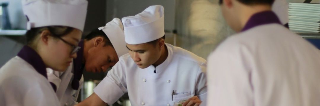 Mr.Jarut Ajar banner