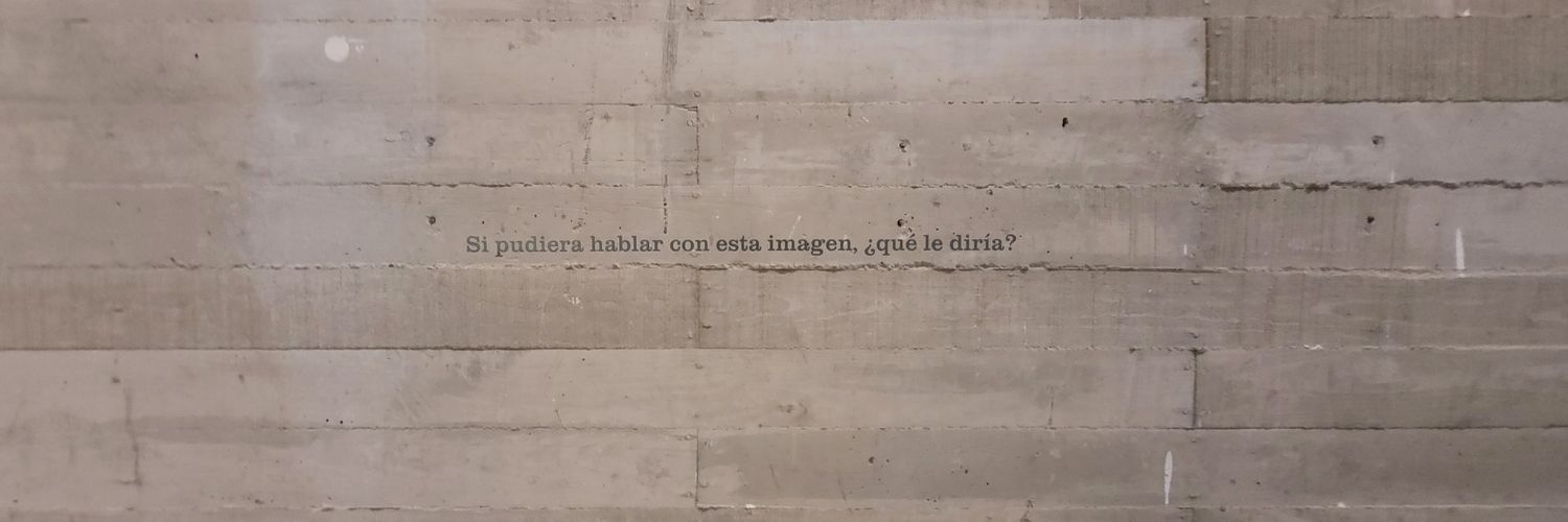 Un peatón banner