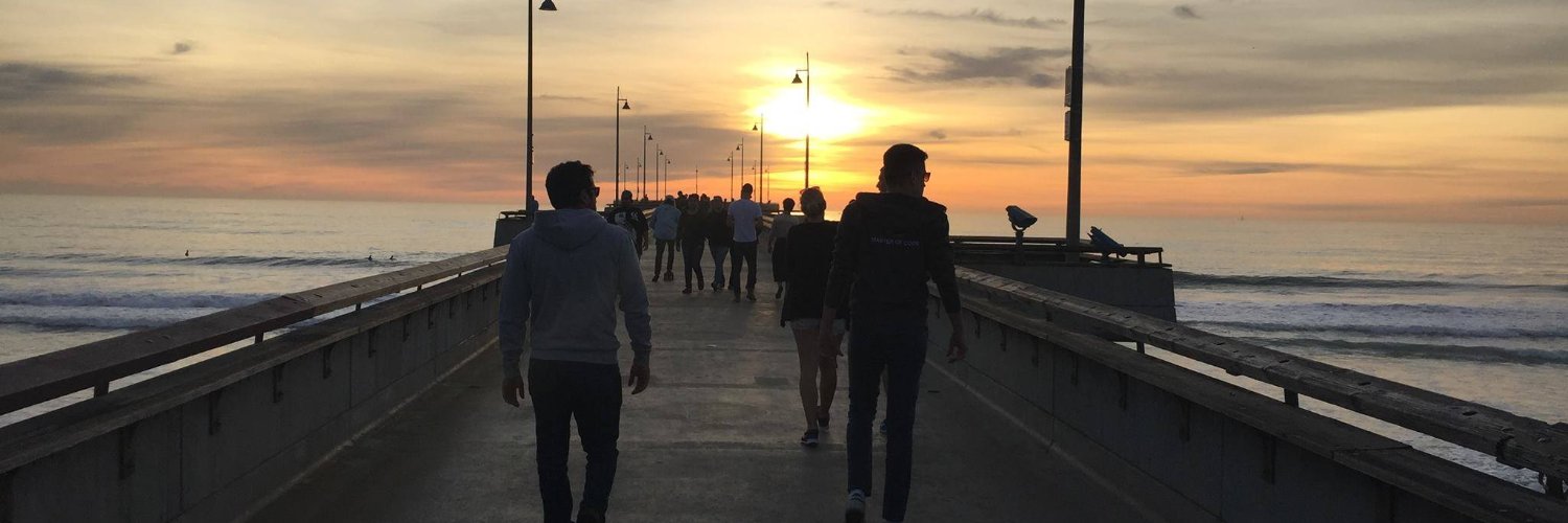 danielscocco's profile banner image
