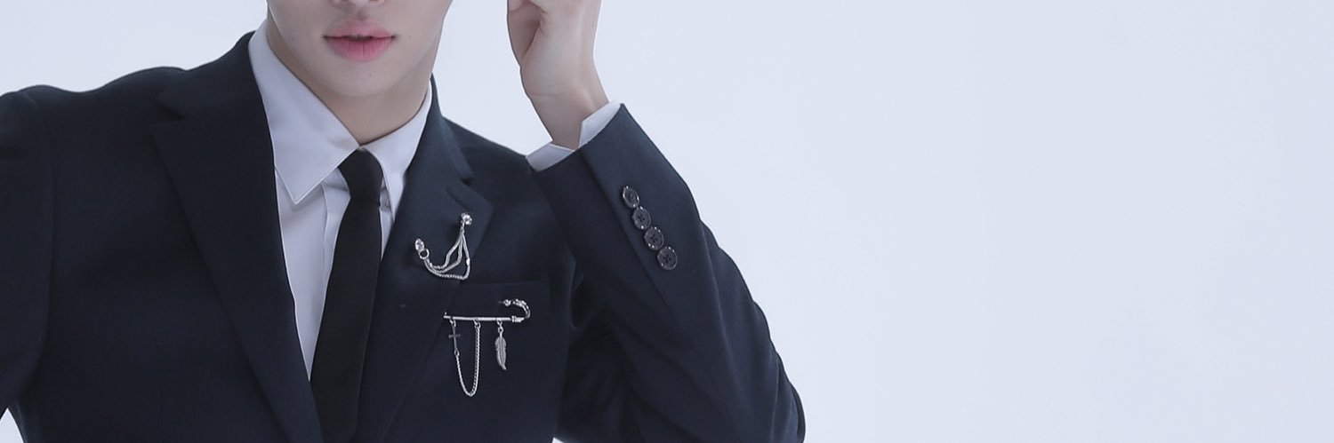 𝕐𝙤𝙤𝙣 banner