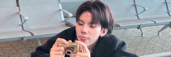 sunlightt_08 Profile Banner