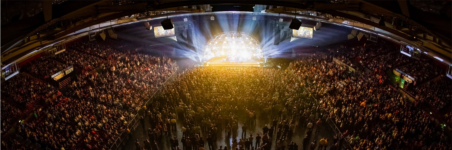 Show Me Center banner