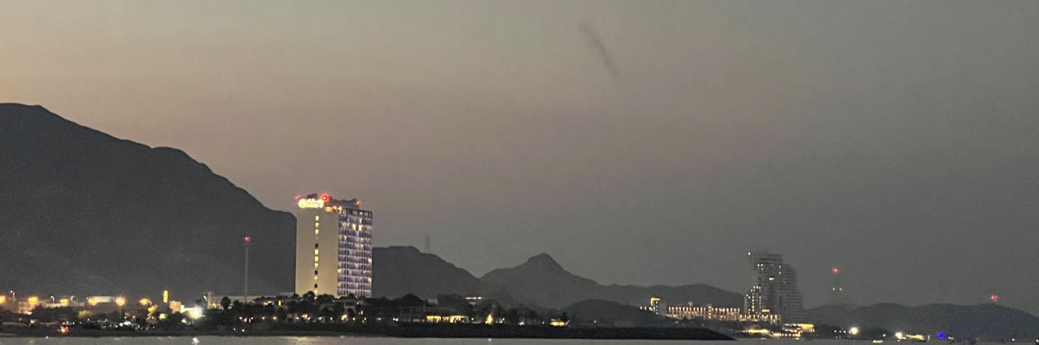 macxfrrl_'s profile banner image