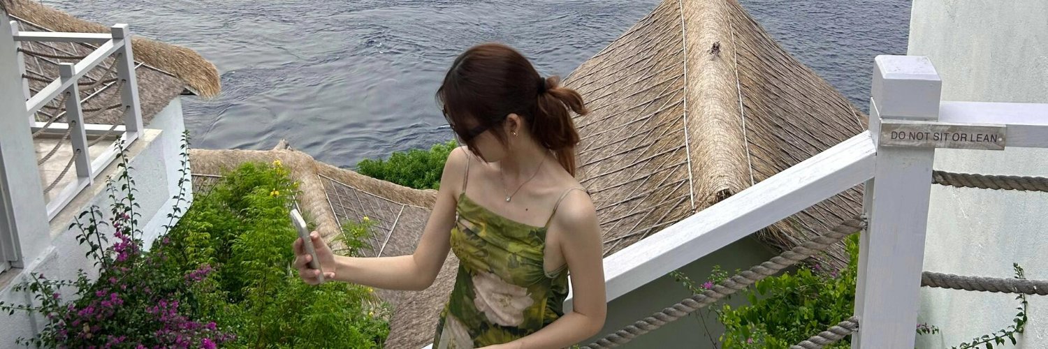 Micki53839366's profile banner image