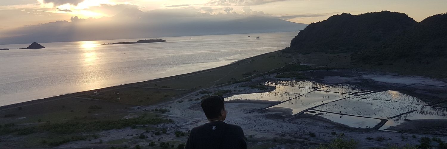 billy s.akbar banner