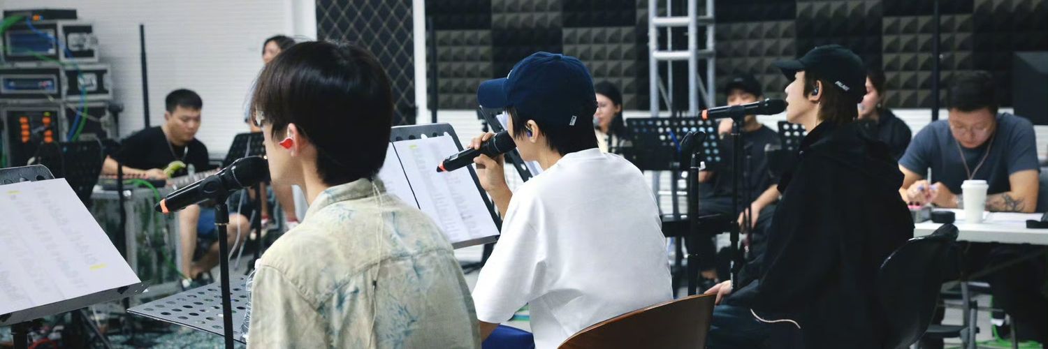 🍀🧡💙💚❤ banner