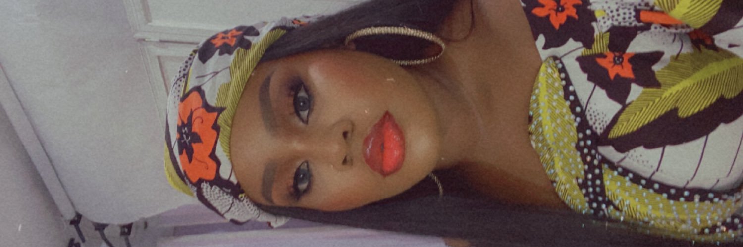 ladyzbunch's profile banner image