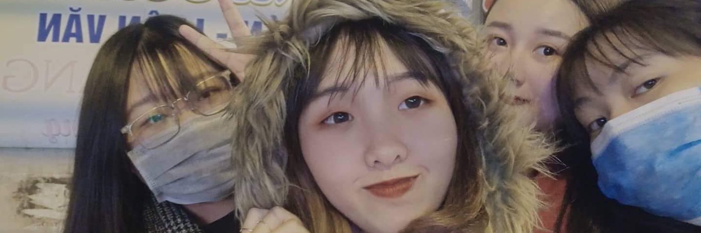 hongtrang98's profile banner image
