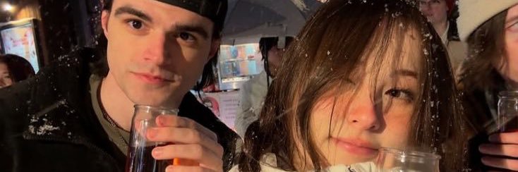 mia:) banner