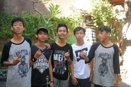 Underestimate666 banner