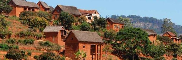 RakotoniainaEr7 Profile Banner