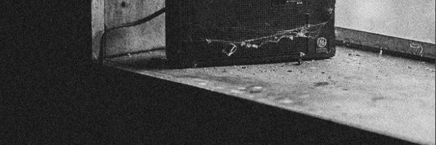 9 banner