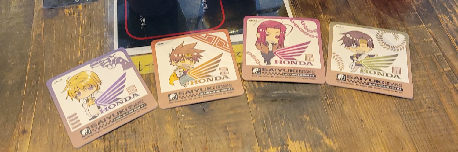 itouchan's profile banner image