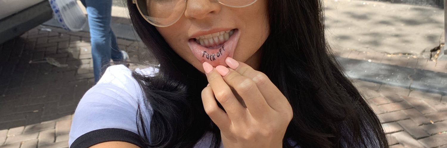 Robyngrangerx's profile banner image