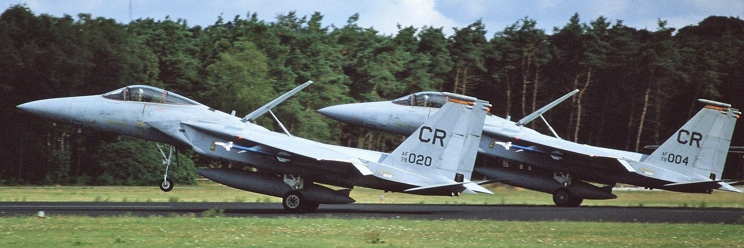 Runway 09/27 Soesterberg Air Base's banner
