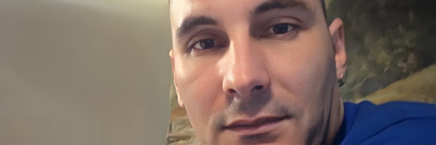 loznicar's profile banner image