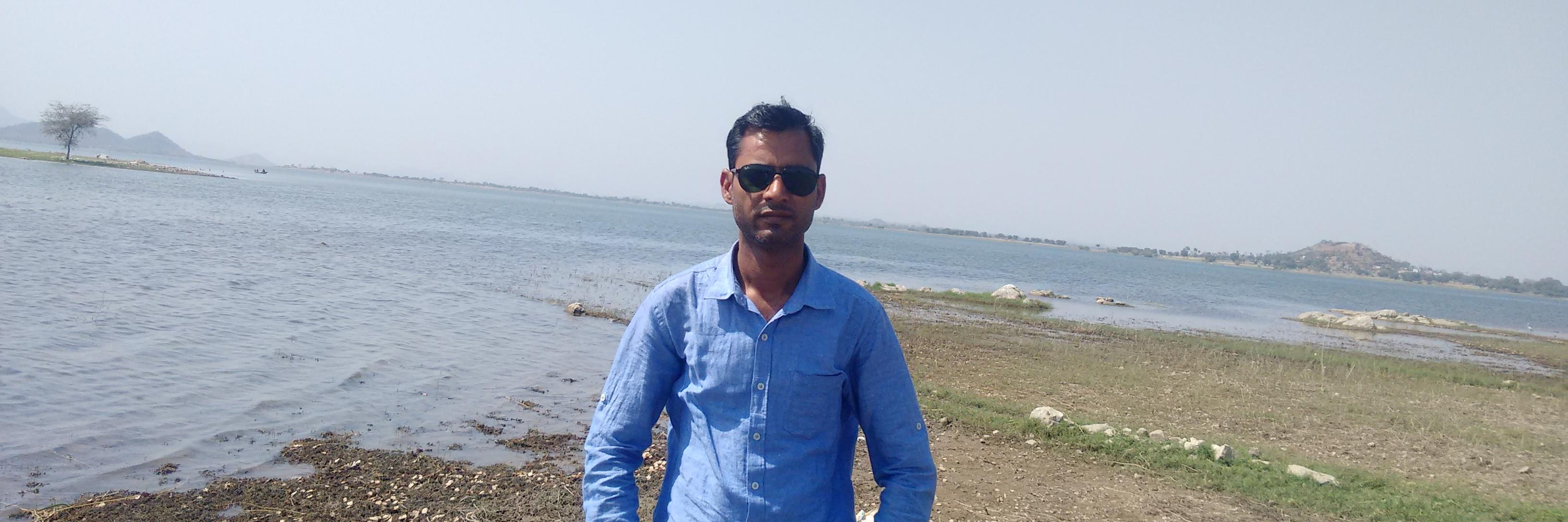 Pawanvaishnav's profile banner image