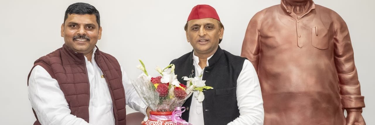 Adv. Navneet Gola Prajapati banner