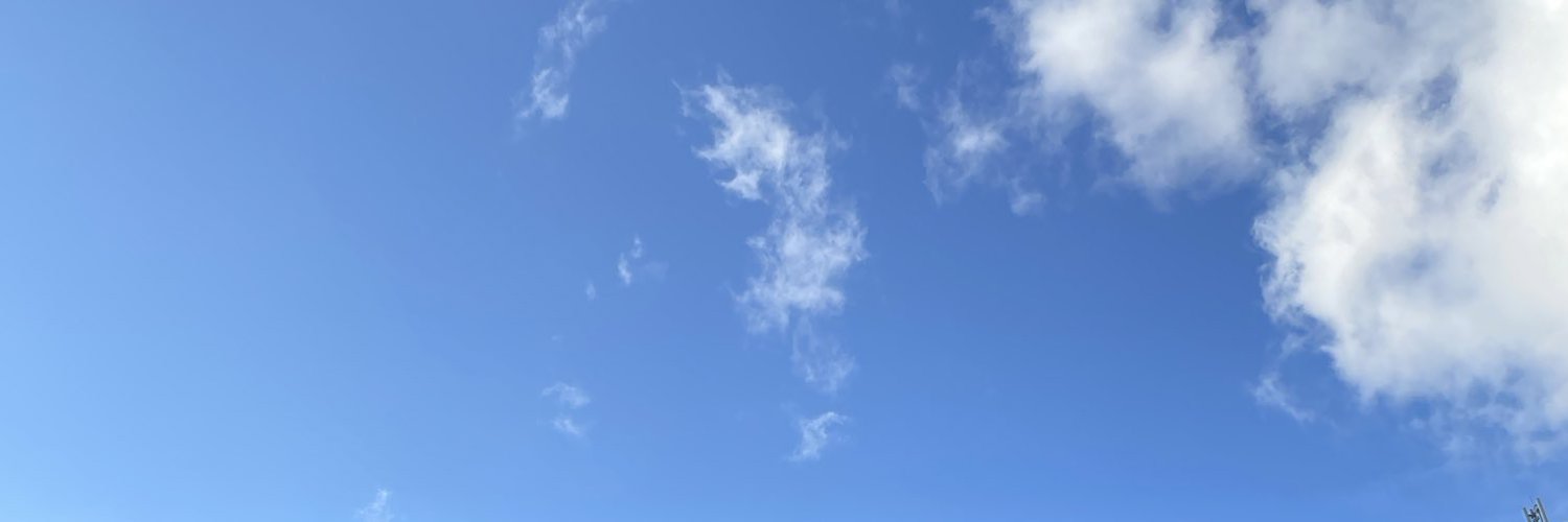 luckymaki18's profile banner image