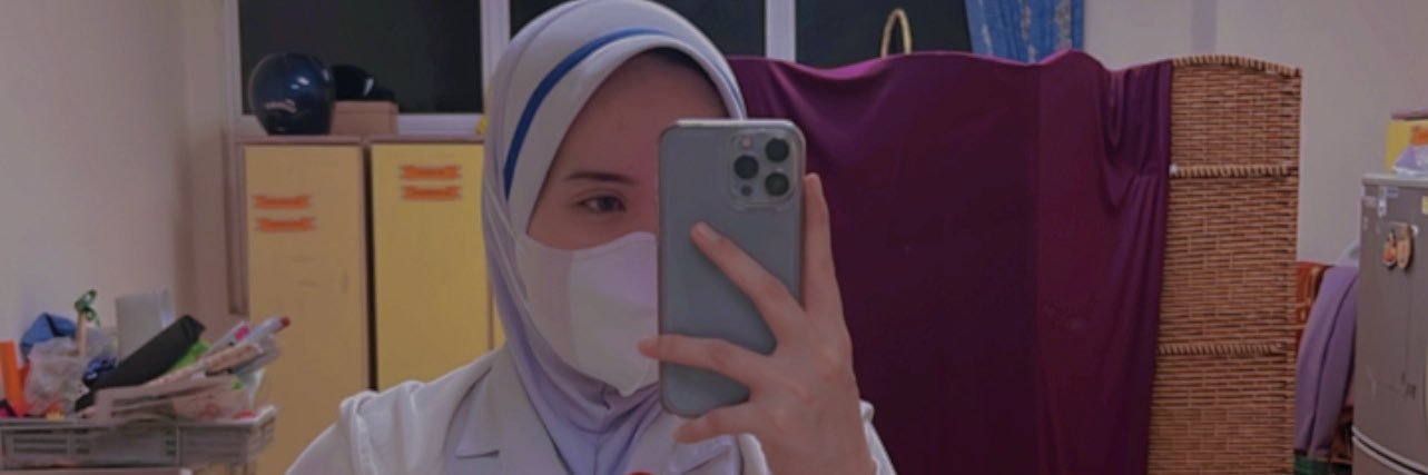 qeela27's profile banner image