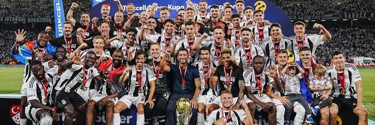 giochesa's profile banner image