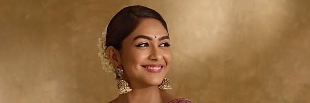 Fem Mrunal 🐦✨ banner