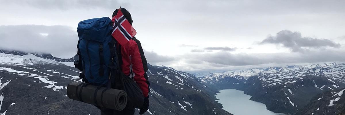 7Adriian's profile banner image