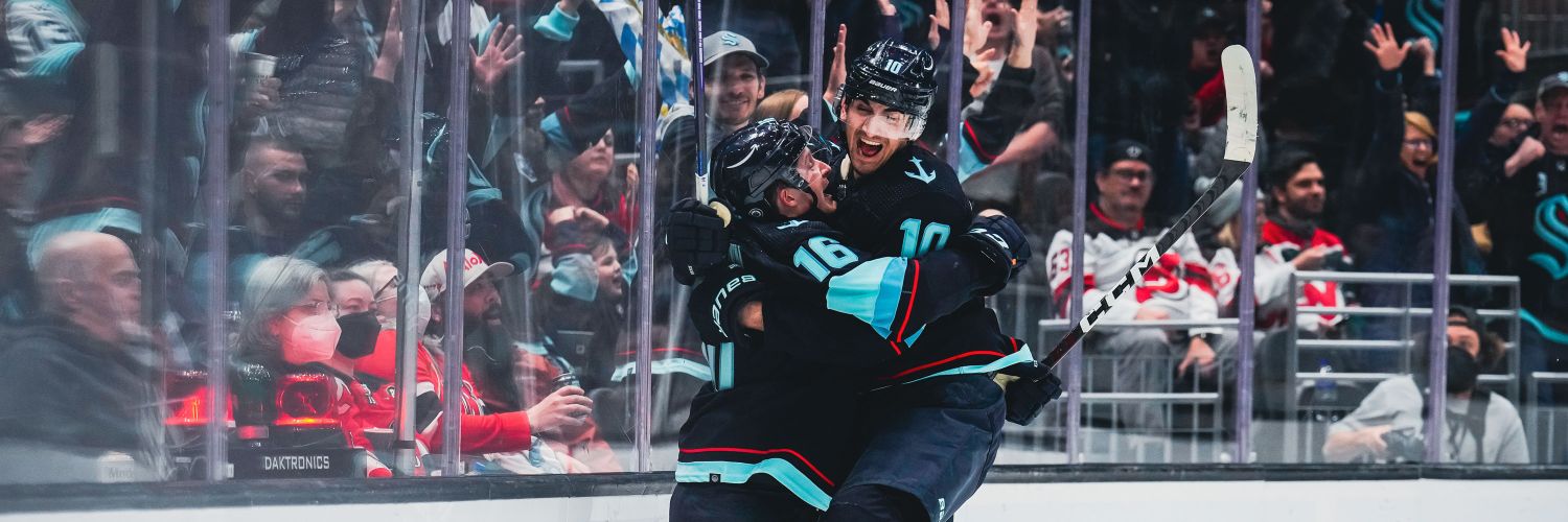 𝘿𝙖𝙫𝙮 𝙅𝙤𝙣𝙚𝙨' 𝙇𝙤𝙘𝙠𝙚𝙧 𝙍𝙤𝙤𝙢 banner