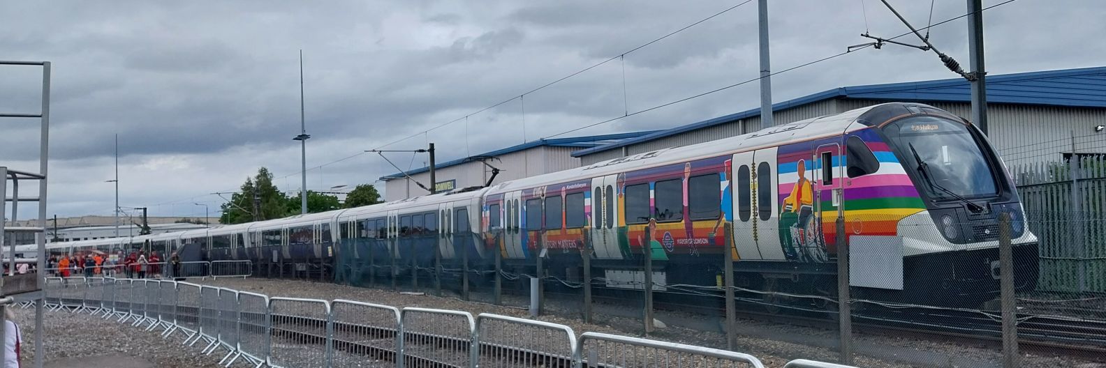 NotYOLOSmh 🏳️‍🌈 banner