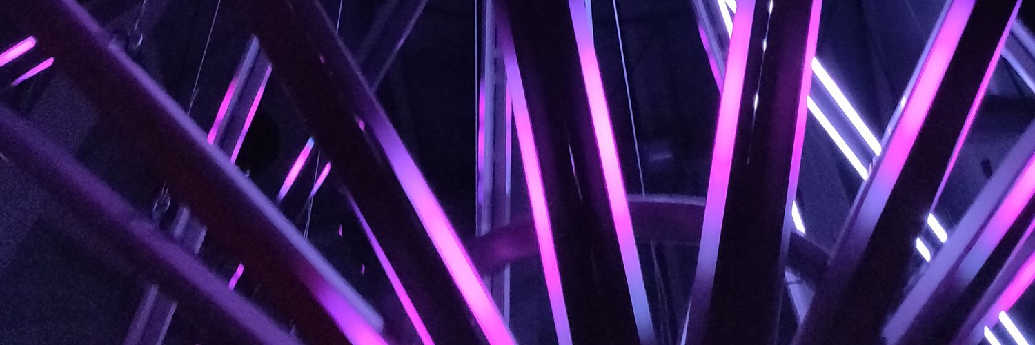 Yvannamls's profile banner image