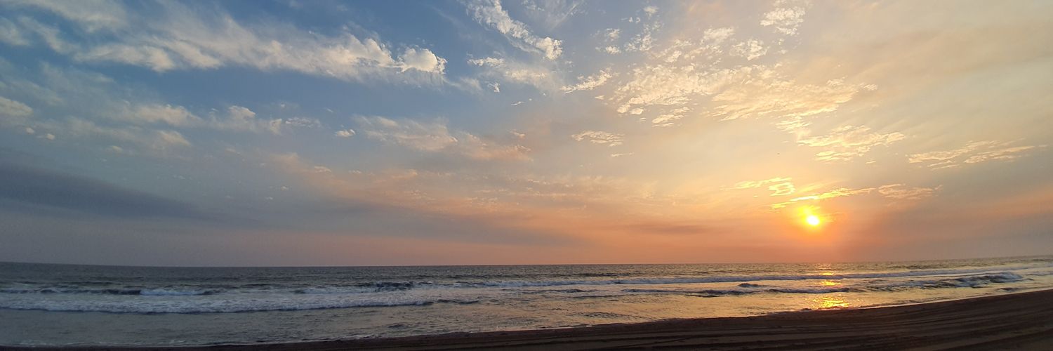 j_marisol's profile banner image
