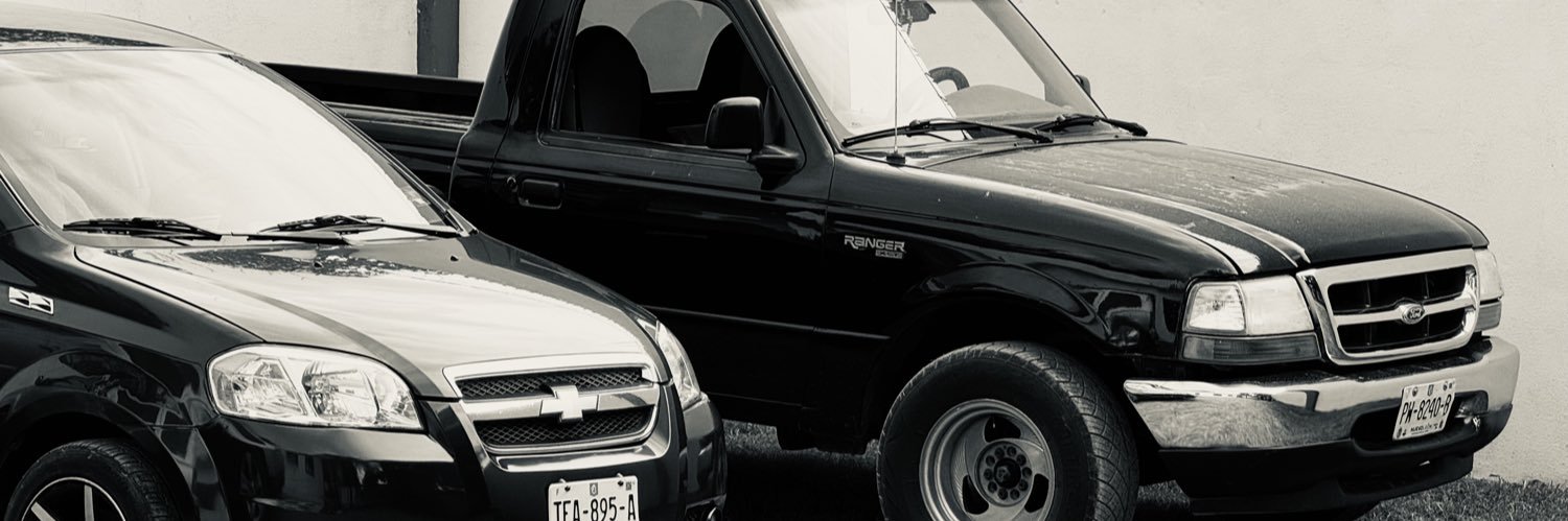 acaztiyo's profile banner image