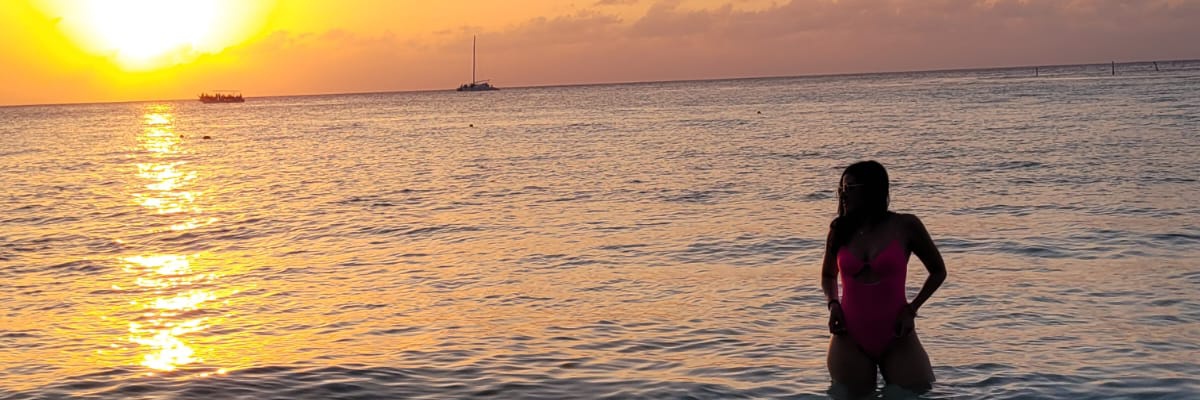 CleliaV's profile banner image