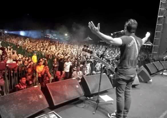 firdausmore's profile banner image