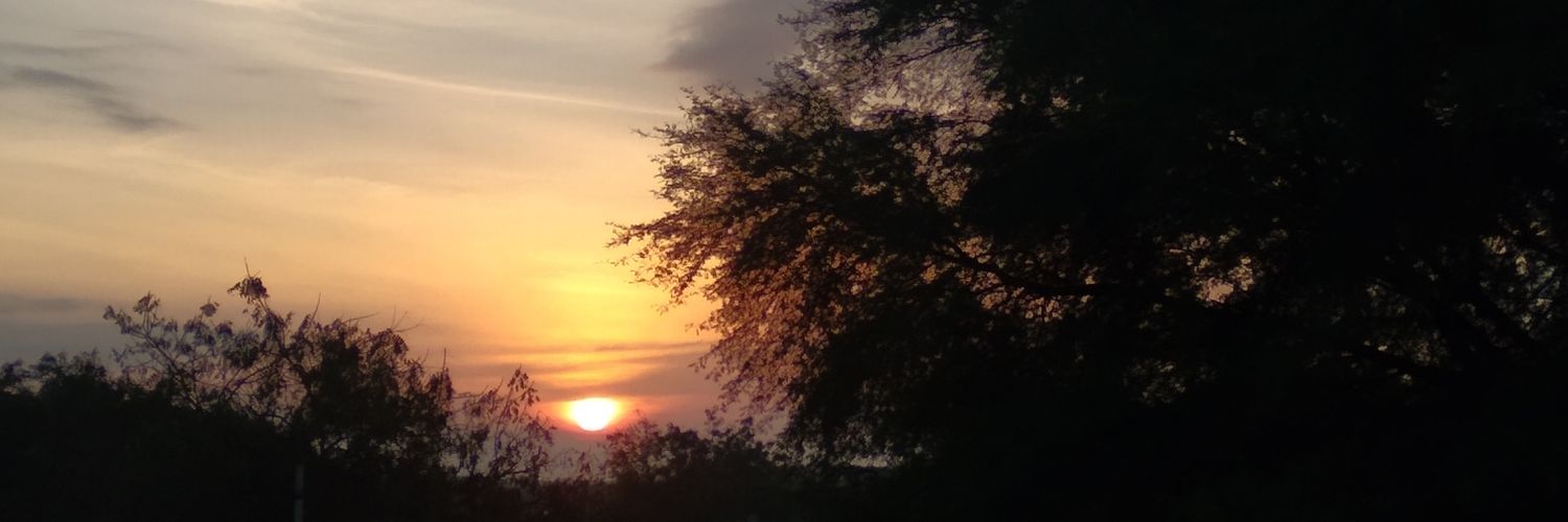 Geethik52611728's profile banner image