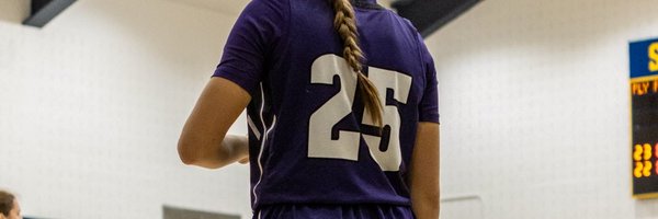 IsabellaNiles Profile Banner