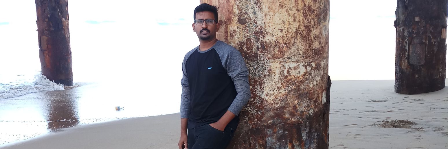 ysvgauti's profile banner image