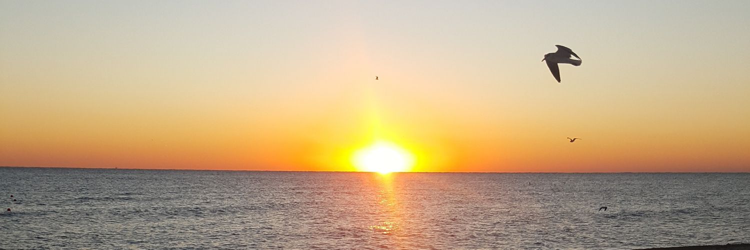intharaksa's profile banner image