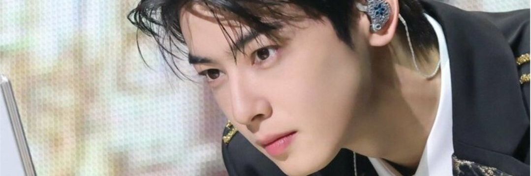 cew_roha #menunggusuperherochaeunwoo banner