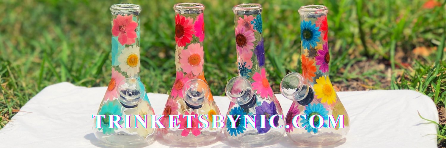 nickilenk's profile banner image