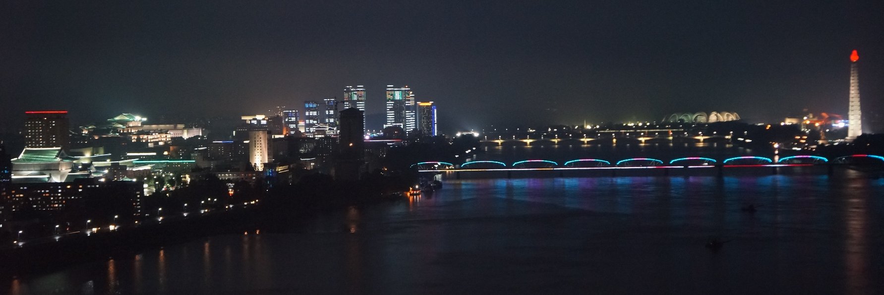 水無月 潤 banner