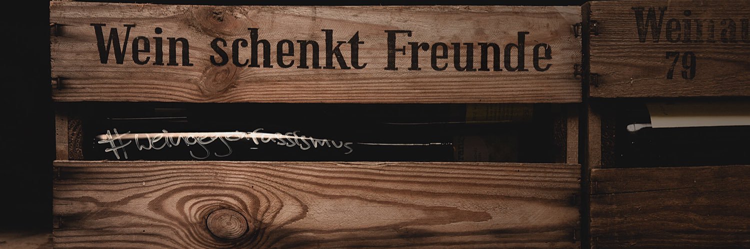derstange's profile banner image
