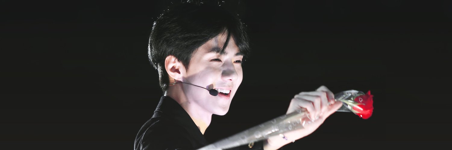 shxntw's profile banner image
