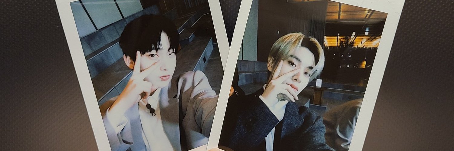 vicky banner