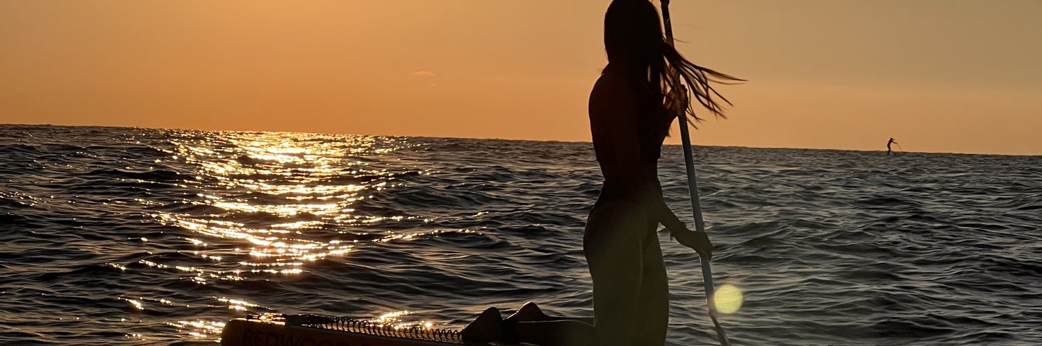 mich_flores_'s profile banner image